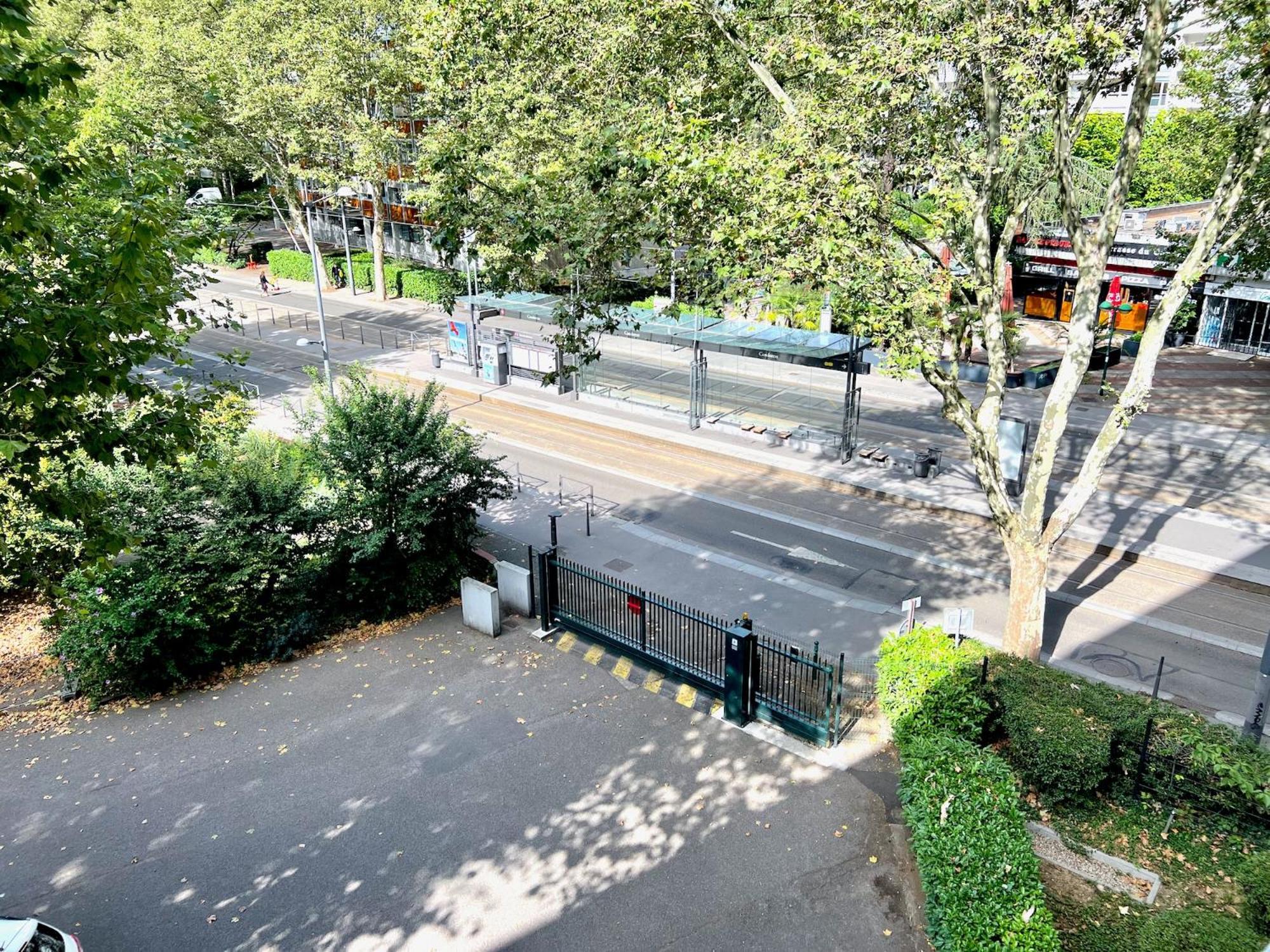 Le Celestay Villeurbanne Exterior photo